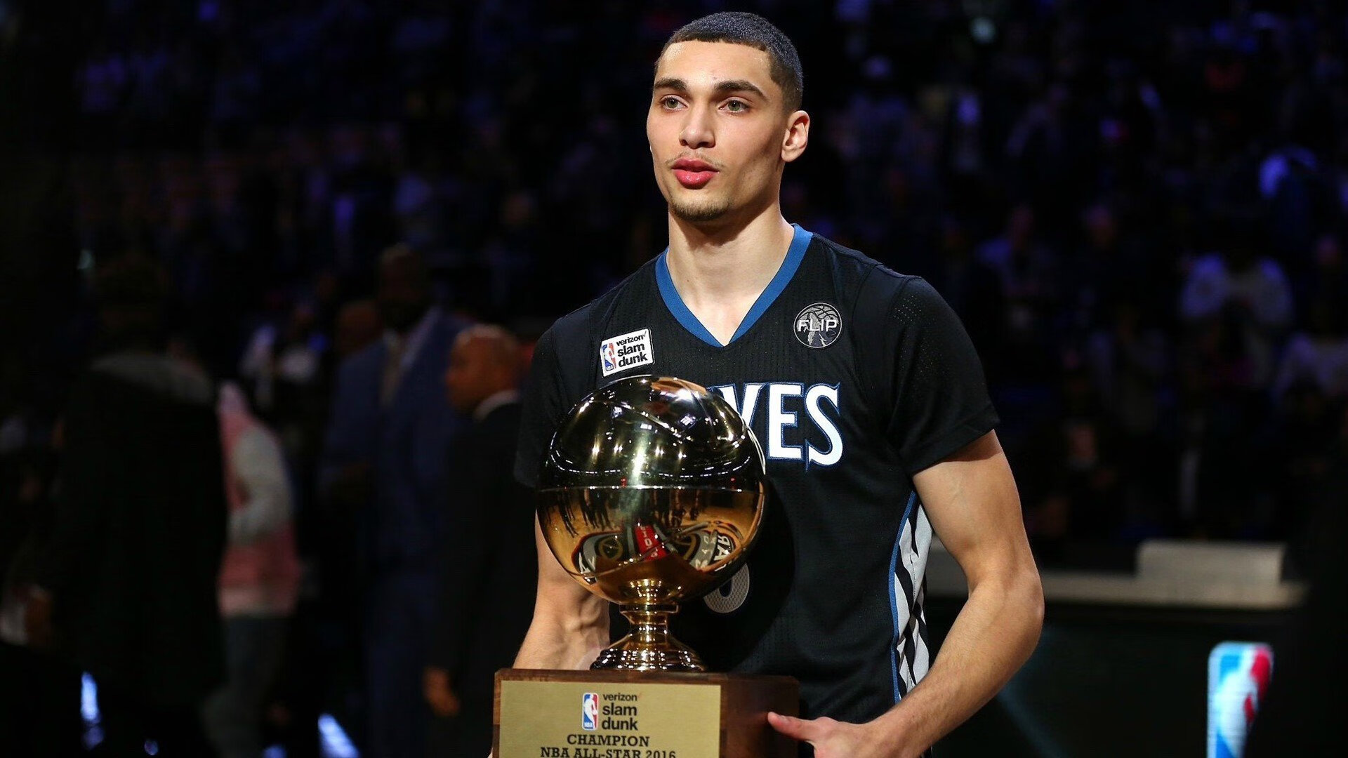 TheShy爆冷击败掘金，精彩发挥引爆全场！